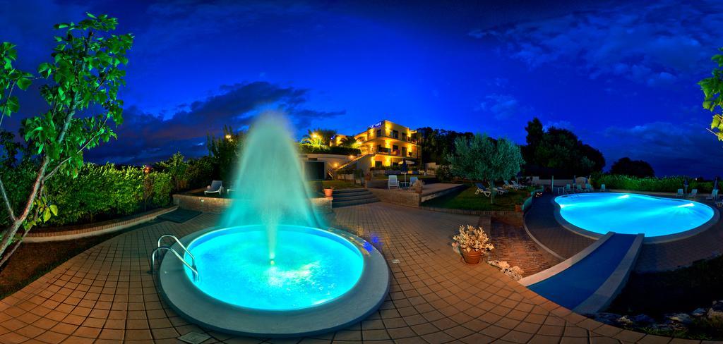 Hotel Le Cave Sirolo Luaran gambar