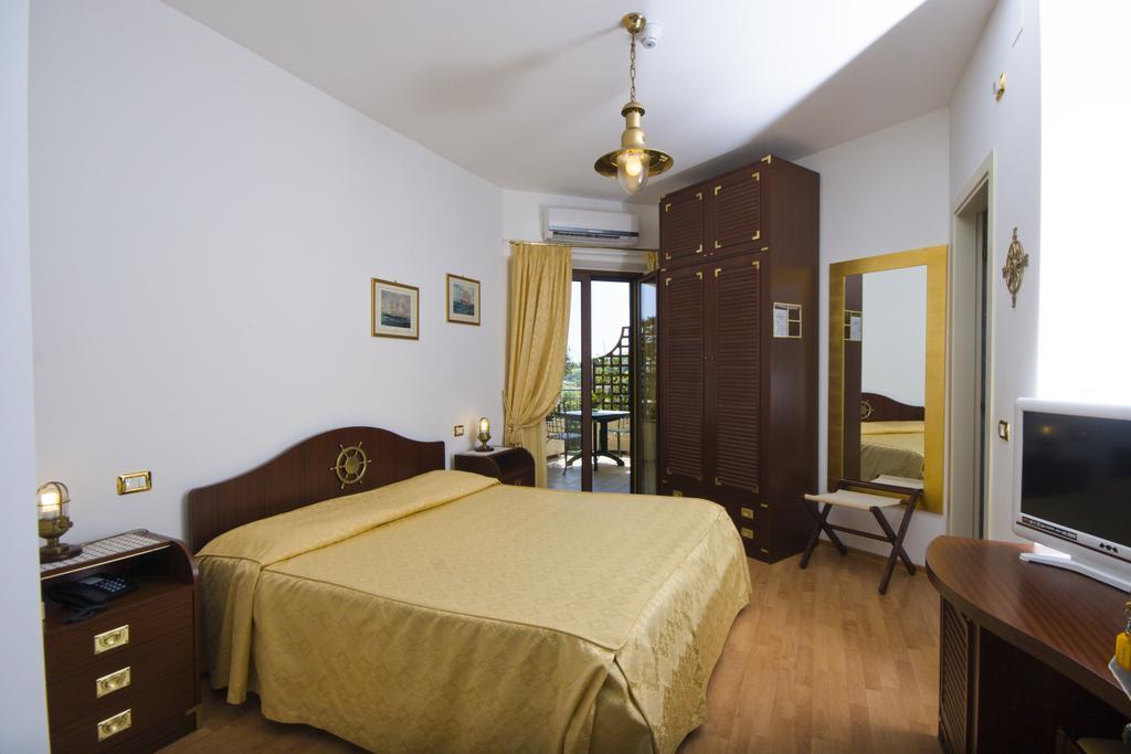 Hotel Le Cave Sirolo Luaran gambar