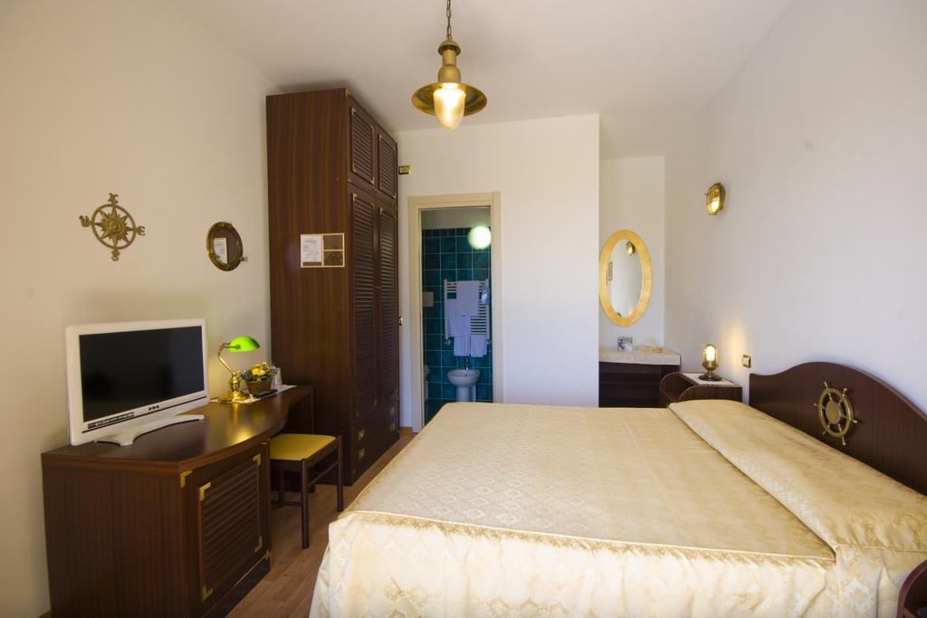 Hotel Le Cave Sirolo Luaran gambar